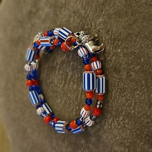HANDMADE Vintage Chevron Glass Beaded Wrap Bracelet Buffalo Charm - Picture 4 of 5